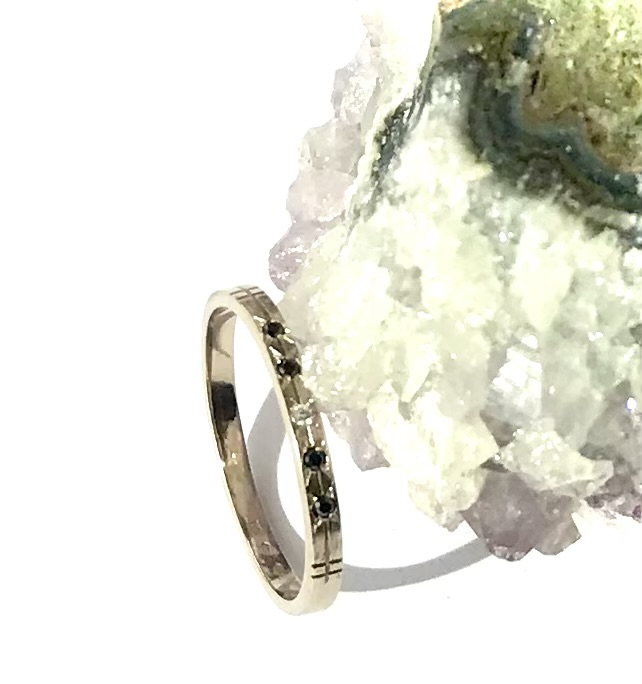 Prsteň s diamantom lab grow diamond.