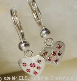 Srdiečka.Visacie náušnice.Originál.
